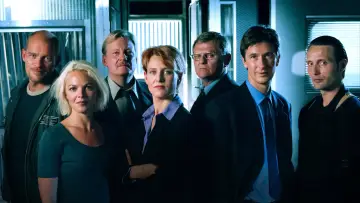 Backdrop for the TV series "Unit One" #1786074