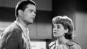 Backdrop for the TV series "The Patty Duke Show" #1411462