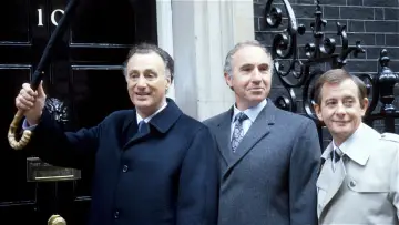 Backdrop for the TV series "Yes, Prime Minister" #1500469