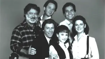 Backdrop for the TV series "Brothers" #1541989