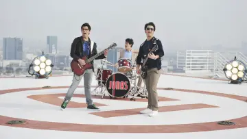 Backdrop for the TV series "JONAS L.A." #1546051