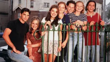 Backdrop for the TV series "Heartbreak High" #1786035