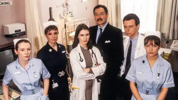 Backdrop for the TV series "Cardiac Arrest" #1864893