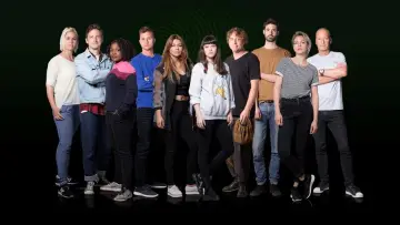 Backdrop for the TV series "Wie is de Mol?" #1437038