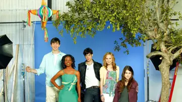 Backdrop for the TV series "10 Things I Hate About You" #1662537
