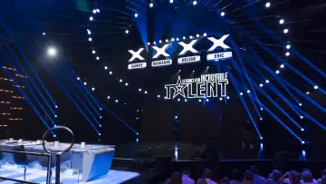 Backdrop for the TV series "La France a un incroyable talent" #1783486