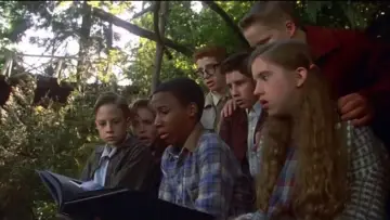 Backdrop к сериалу "It" #1375091