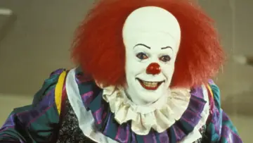 Backdrop к сериалу "It" #1375094