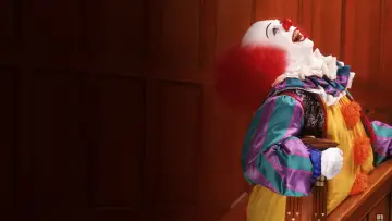 Backdrop к сериалу "It" #1375097