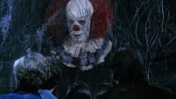 Backdrop к сериалу "It" #1375117