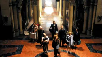 Backdrop for the TV series "Rose Red" #1469561