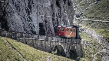 Backdrop for the TV series "Eisenbahn-Romantik" #1367279