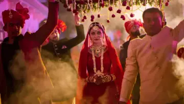 Backdrop for the TV series "Indian Matchmaking" #1591232