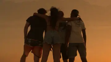 Backdrop к сериалу "Outer Banks" #1220896
