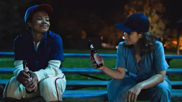 Backdrop for the TV series "A League of Their Own" #1680626