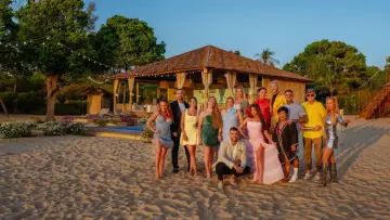 Backdrop for the TV series "Kampf der Realitystars – Schiffbruch am Traumstrand" #1512720
