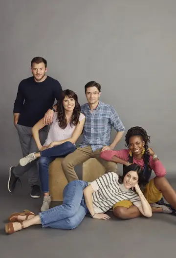 Poster к сериалу "Home Economics" #1408030