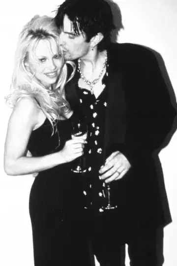 Poster for the TV series "Pam & Tommy" #1786064