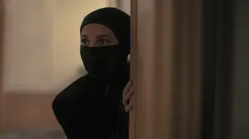 Backdrop for the TV series "Irma Vep" #1904859