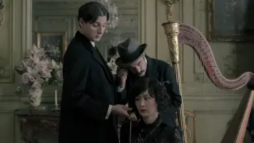 Backdrop for the TV series "Irma Vep" #1904904