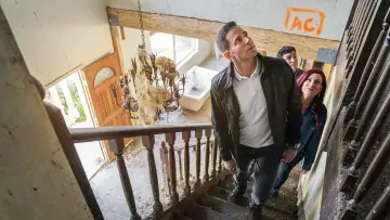 Backdrop for the TV series "Flipping 101 With Tarek El Moussa" #1502641