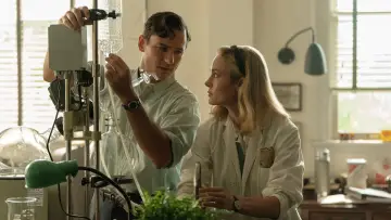 Backdrop for the TV series "Lessons in Chemistry" #1388047