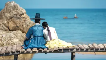 Backdrop for the TV series "Lovers of the Red Sky" #1850308