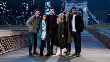 Backdrop for the TV series "How I Met Your Father" #1470675
