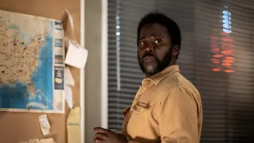 Backdrop к сериалу "FROM" #1233913