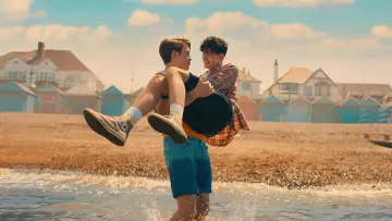 Backdrop к сериалу "Heartstopper" #1375775