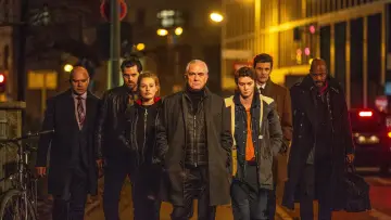 Backdrop for the TV series "The Bank Hacker" #1830565