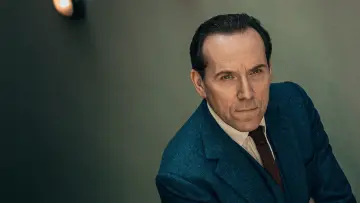 Backdrop к сериалу "Professor T" #1223075
