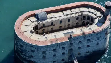 Fort Boyard Russia Poster