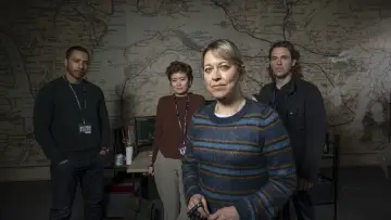 Backdrop к сериалу "Annika" #1451323