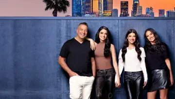 Backdrop к сериалу "The D