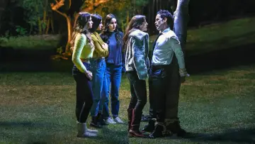 Backdrop к сериалу "The Five Juanas" #1464670