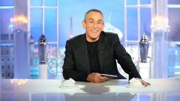 Backdrop for the TV series "Salut les Terriens !" #1659796