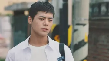 Backdrop for the TV series "Adult Trainee" #1505961
