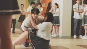 Backdrop for the TV series "Adult Trainee" #1506039