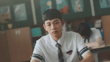 Backdrop for the TV series "Adult Trainee" #1506073