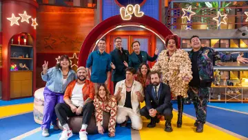 Backdrop for the TV series "LOL: Last One Laughing Brazil" #1848514