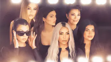 Backdrop к сериалу "The Kardashians" #1378388