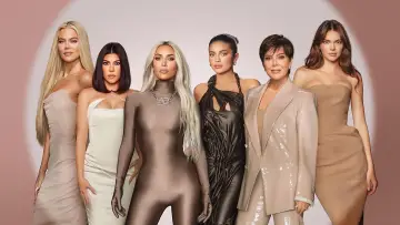 Backdrop к сериалу "The Kardashians" #1378427