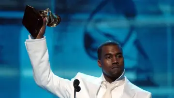 Backdrop for the TV series "jeen-yuhs: A Kanye Trilogy" #1673824