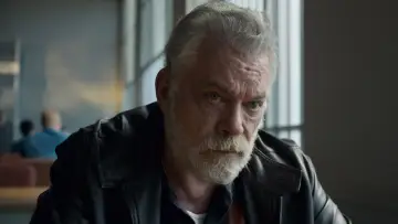 Backdrop к сериалу "Black Bird" #1383685