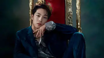 Backdrop for the TV series "The Golden Spoon" #1813029