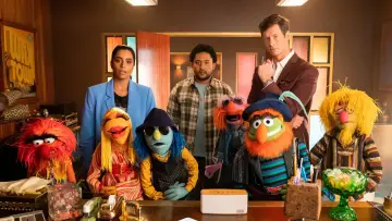 Backdrop for the TV series "The Muppets Mayhem" #1721244