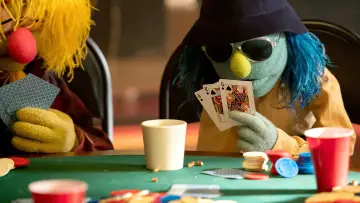 Backdrop for the TV series "The Muppets Mayhem" #1721264