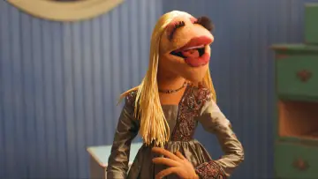 Backdrop for the TV series "The Muppets Mayhem" #1721270