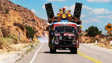 Backdrop for the TV series "The Muppets Mayhem" #1721272